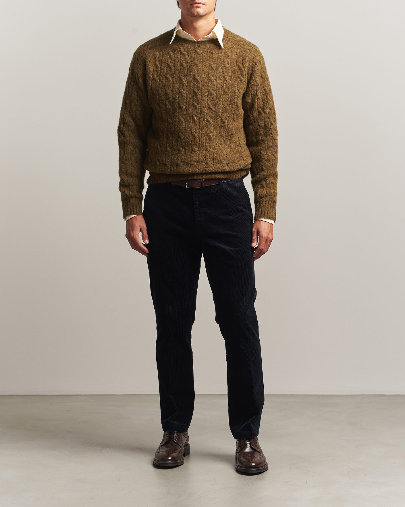Herren | Pullover | Drake's | Brushed Shetland Cable Crew Moorland Olive