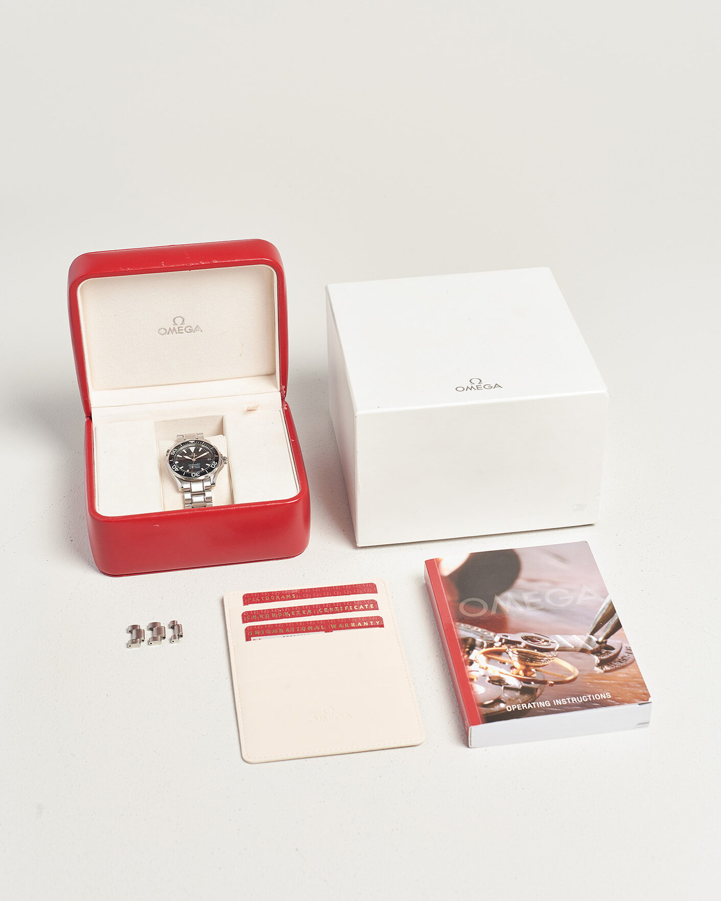 Herren | Pre-Owned & Vintage Watches | Omega Pre-Owned | Seamaster 300M Peter Blake 36mm
