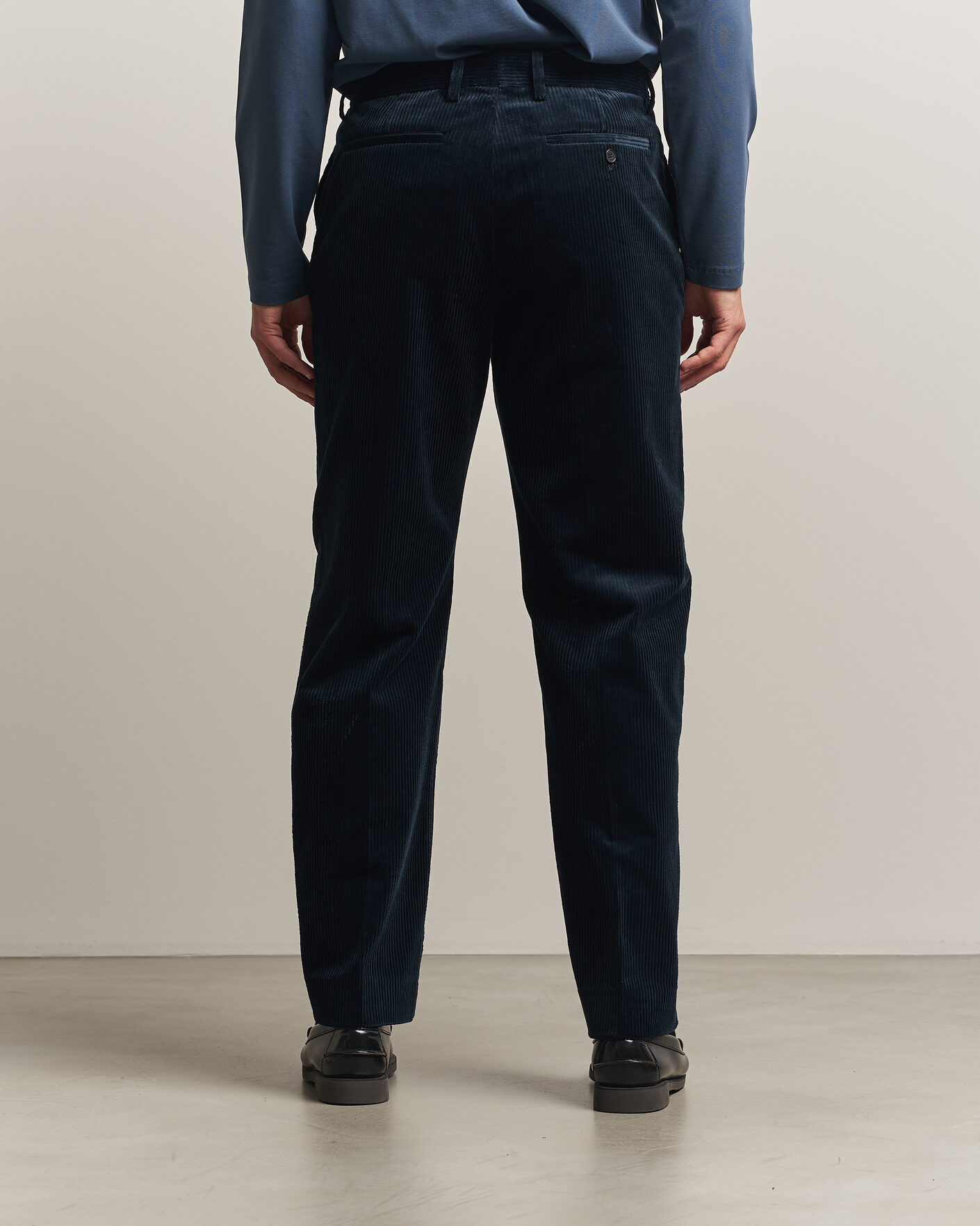 Herren | Hosen | Filippa K | Julian Corduroy Chino Trousers Dark Navy