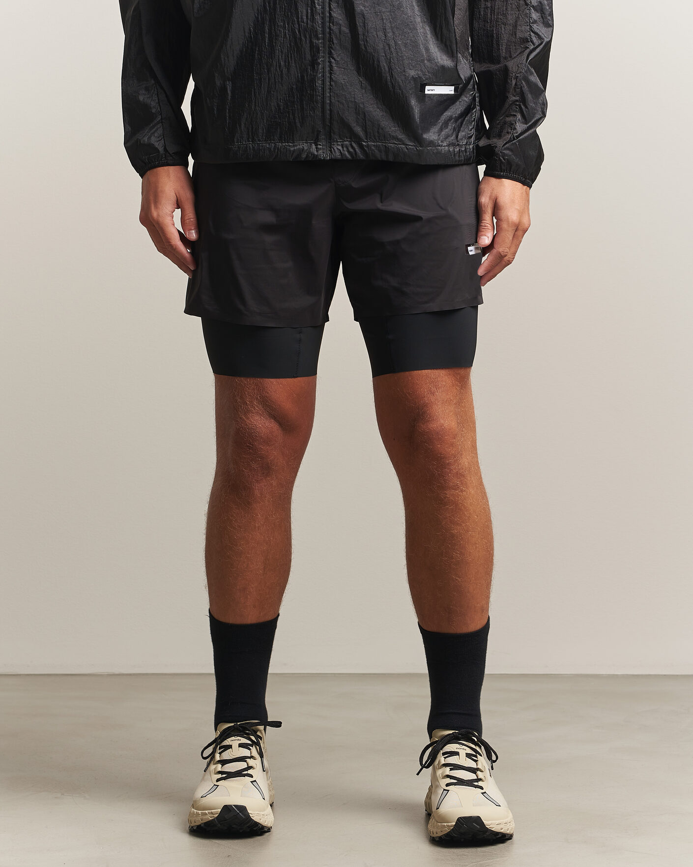 Herren | Shorts | Satisfy | TechSilk 8 Inch Shorts Black