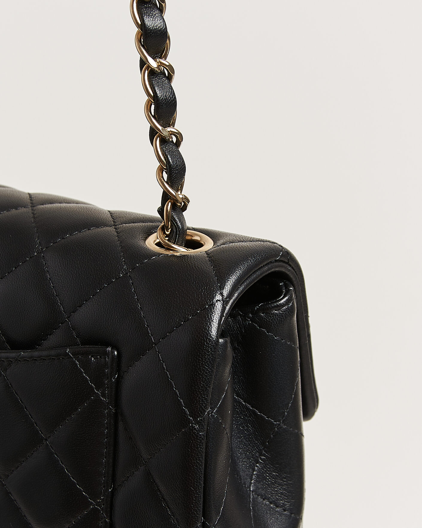 Herren | Pre-Owned & Vintage Bags | Chanel Pre-Owned | Classic Mini Rectangular Single Flap Bag Lambskin Black