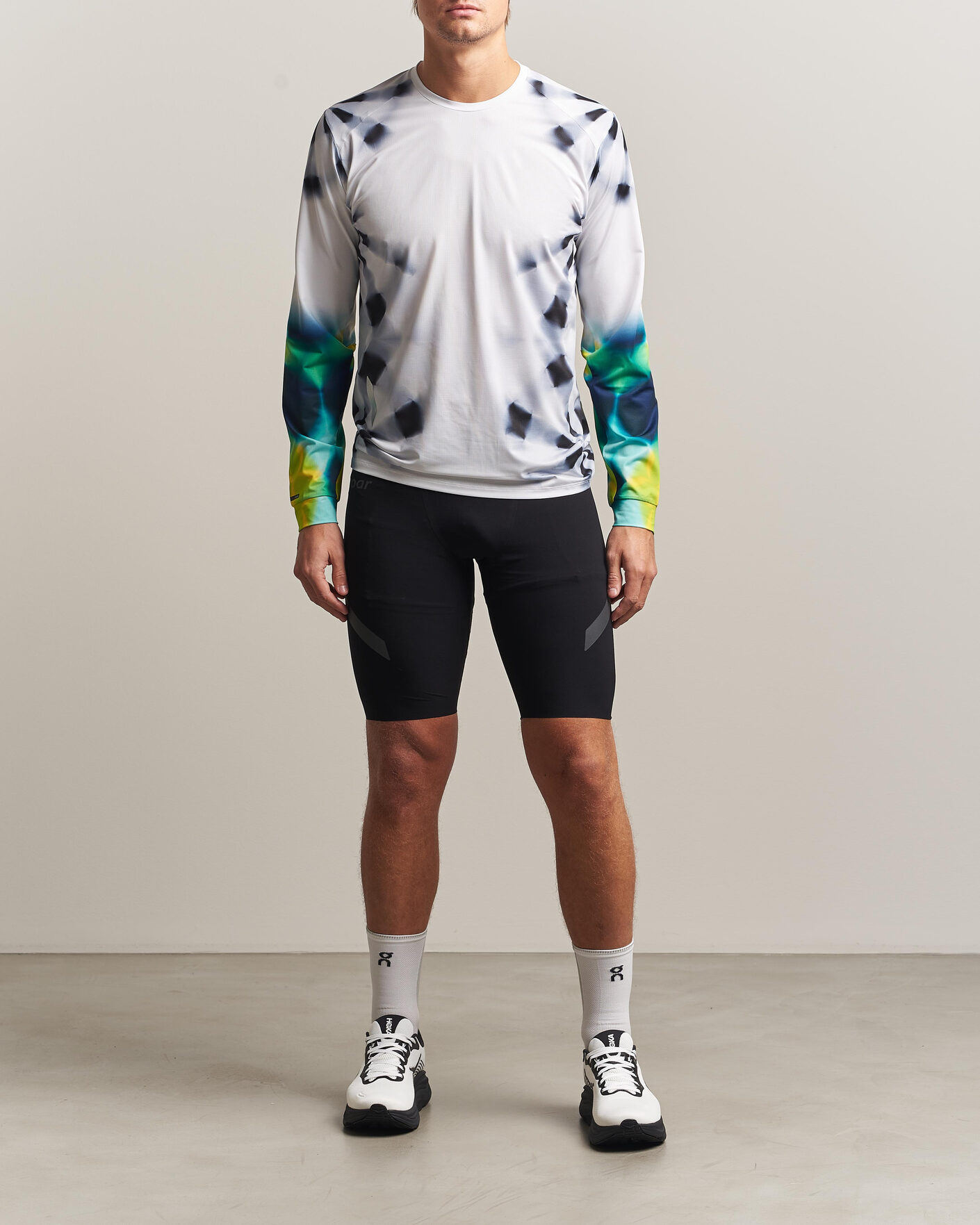 Herren | T-Shirts | SOAR Running | LS Printed Tech T-Shirt White/Grey