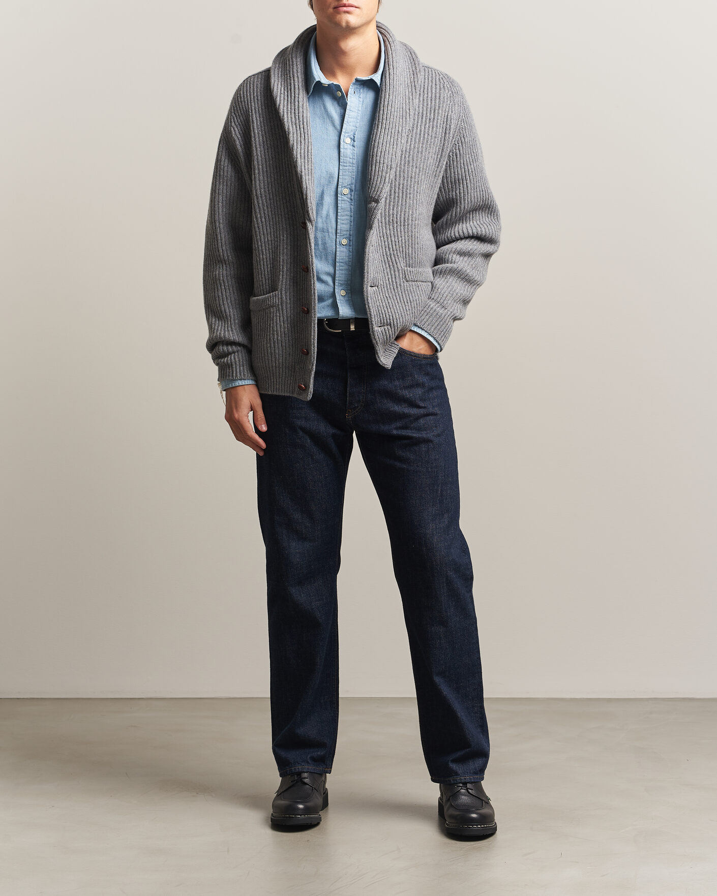 Herren | Pullover | William Lockie | Windsor Cashmere Shawl Cardigan Flannel Grey