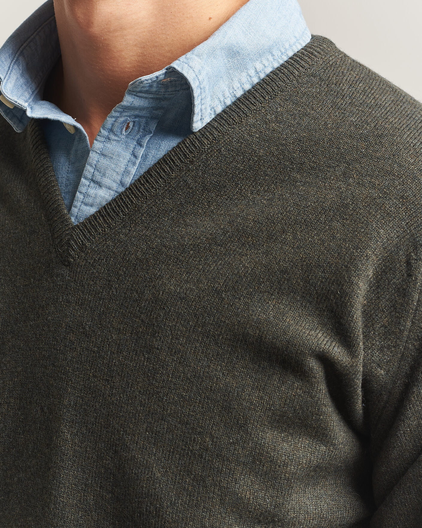 Herren | Pullover | William Lockie | Rob Lambswool V-Neck Seaweed