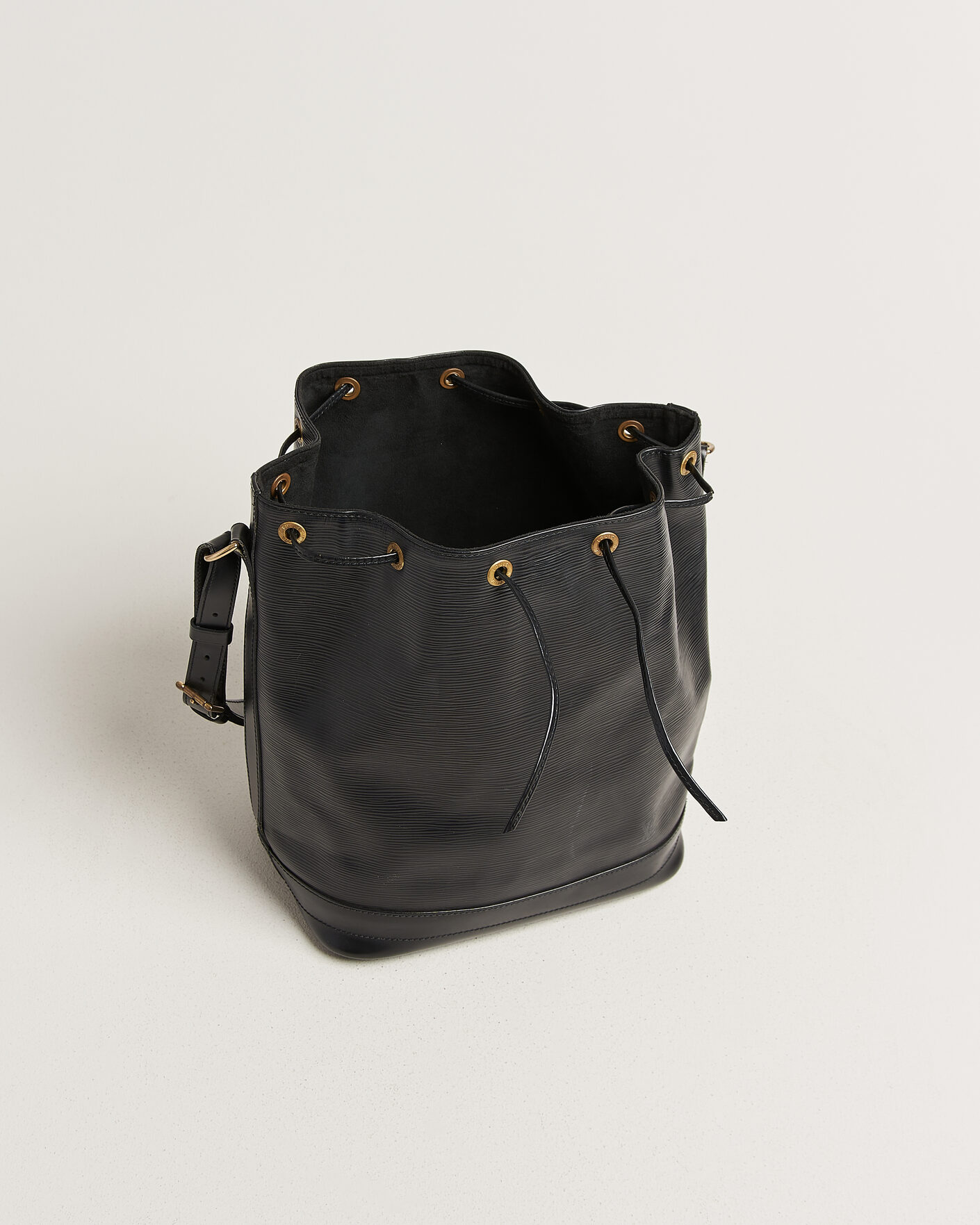 Herren | Pre-Owned & Vintage Bags | Louis Vuitton Pre-Owned | Noé Epi Leather Black