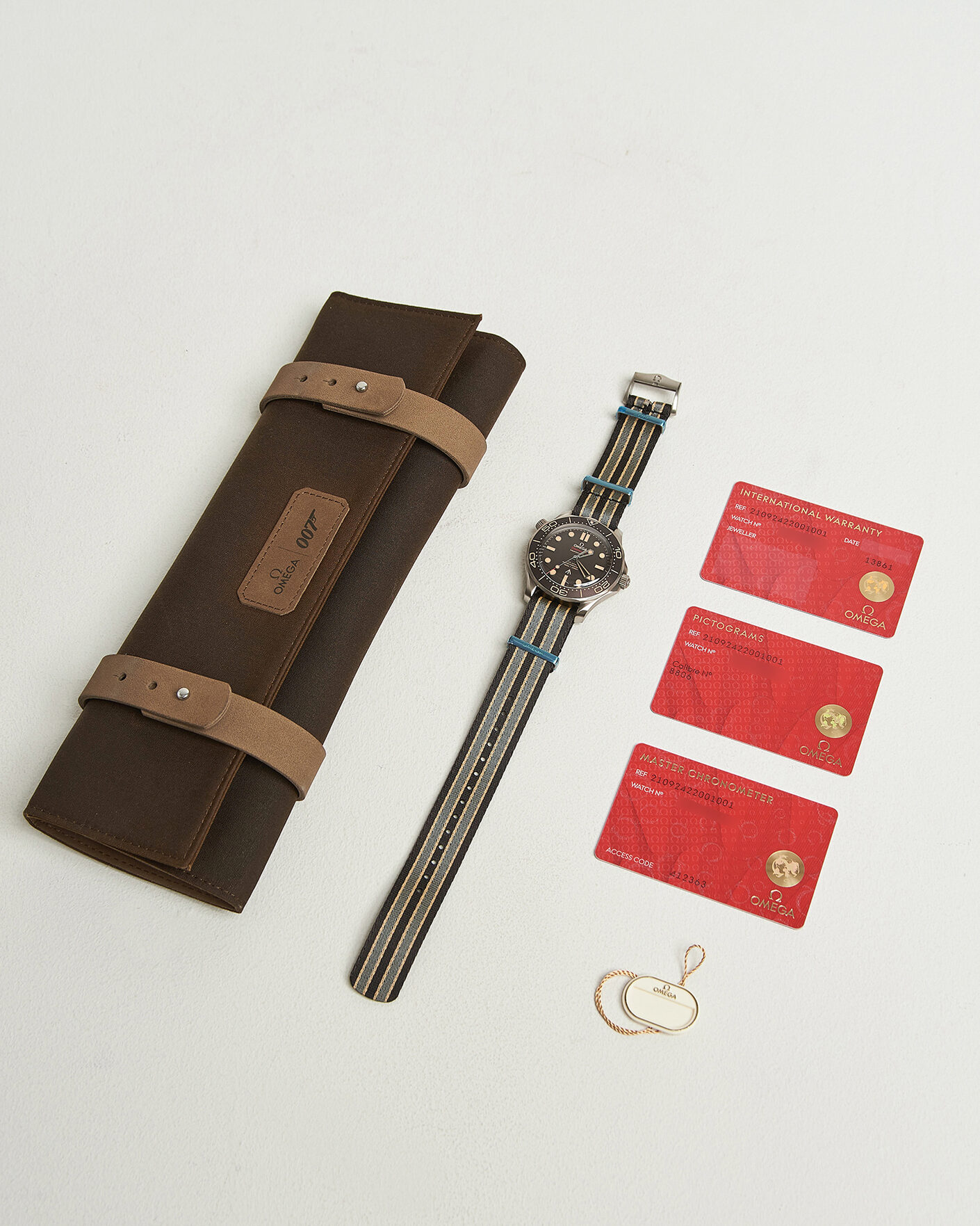 Herren | Pre-Owned & Vintage Watches | Omega Pre-Owned | Seamaster Diver 300 M 007 Edition