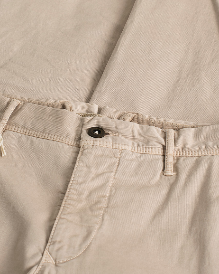Herren | Incotex Slim Fit Stretch Slacks Sand W33 | Pre-owned | Incotex Slim Fit Stretch Slacks Sand W33