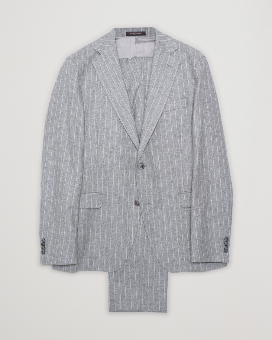 Herren | Oscar Jacobson Ego Pinstripe Wool Flannel Suit Grey Melange | Pre-owned | Oscar Jacobson Ego Pinstripe Wool Flannel Suit Grey Melange