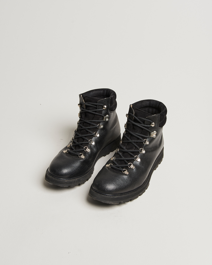 Herren | Myrqvist Duved II Laced Boot Black Grain Calf UK9 - EU43 | Pre-owned | Myrqvist Duved II Laced Boot Black Grain Calf UK9 - EU43
