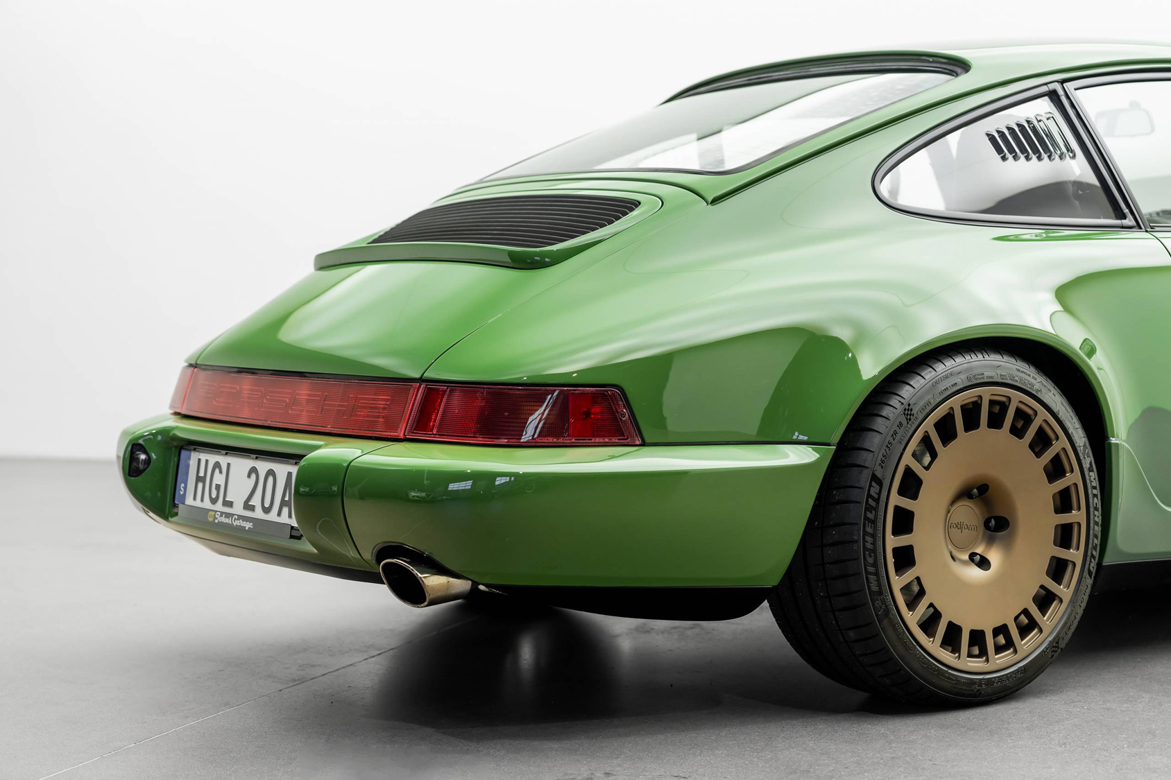 Herren | | Pre-Owned & Vintage Cars | Porsche 911 Carrera 4 “Redrum” ***SOLD***