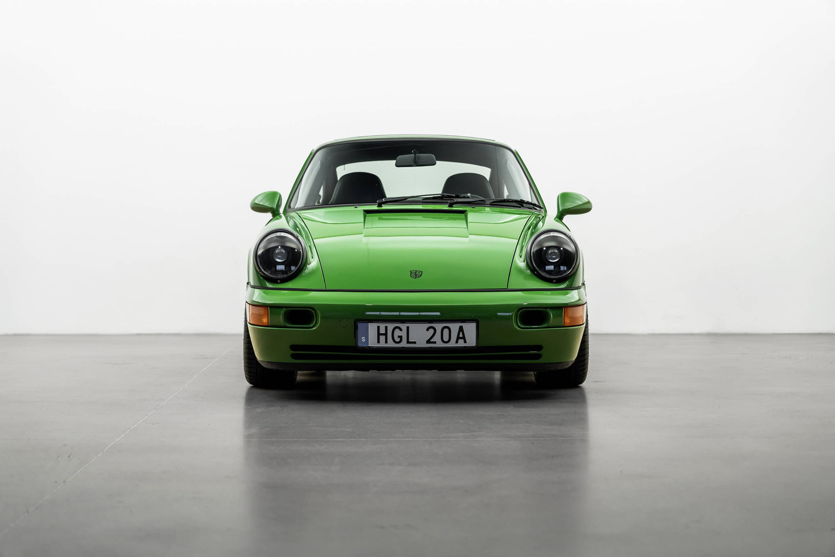Herren | | Pre-Owned & Vintage Cars | Porsche 911 Carrera 4 “Redrum” ***SOLD***