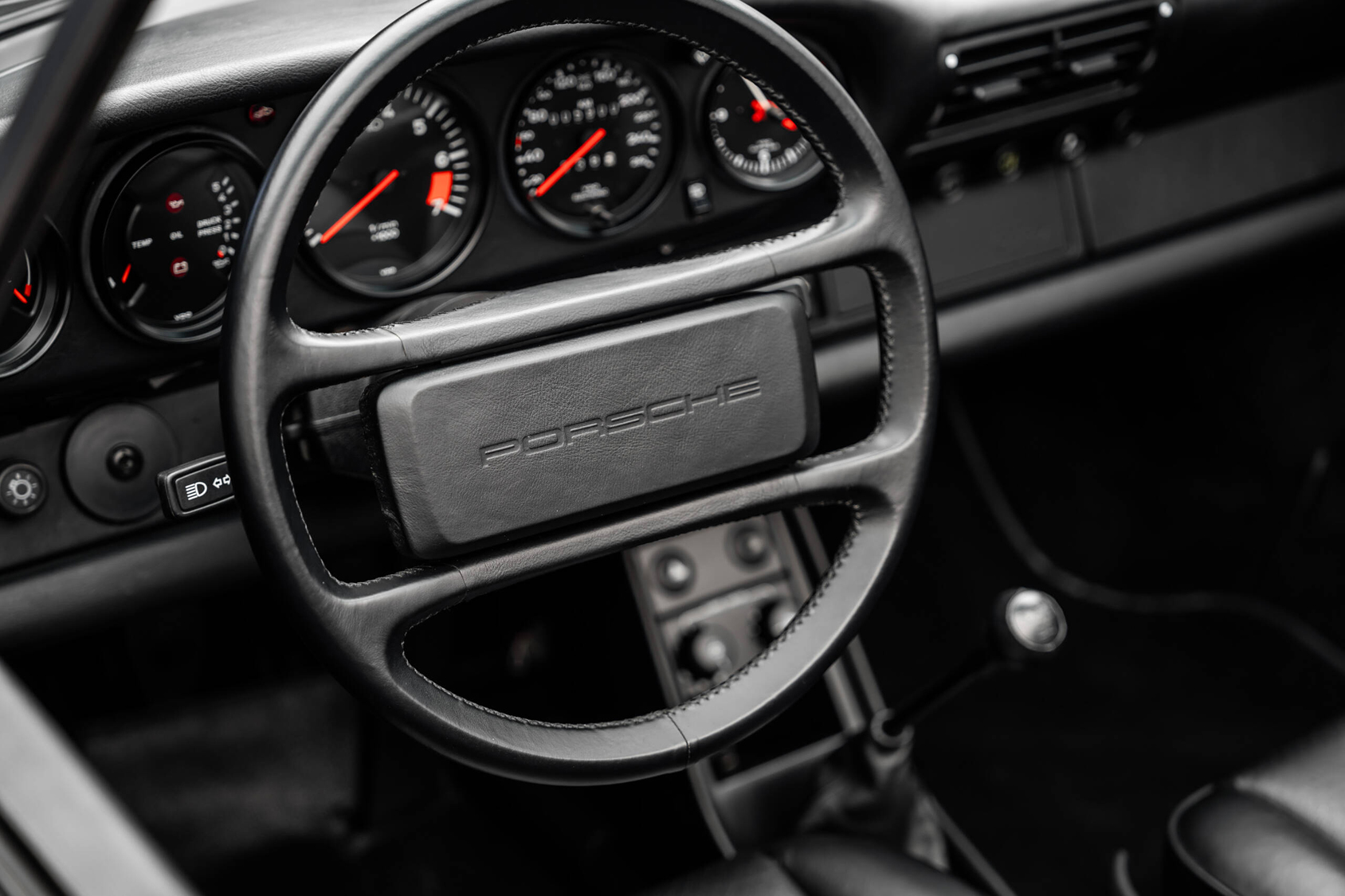 Herren |  | Pre-Owned & Vintage Cars | Porsche 911 Carrera WTL Cab