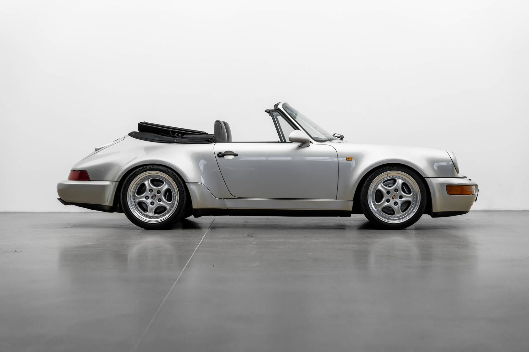Herren |  | Pre-Owned & Vintage Cars | Porsche 911 Carrera WTL Cab