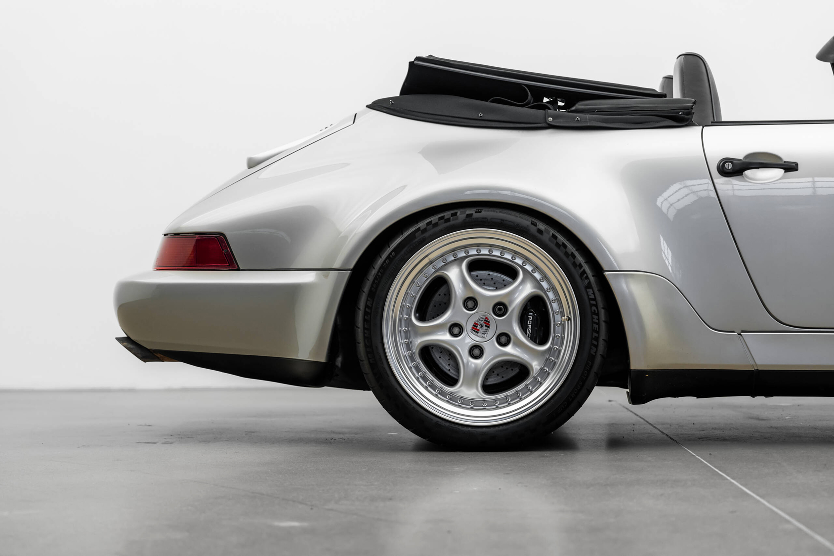 Herren |  | Pre-Owned & Vintage Cars | Porsche 911 Carrera WTL Cab