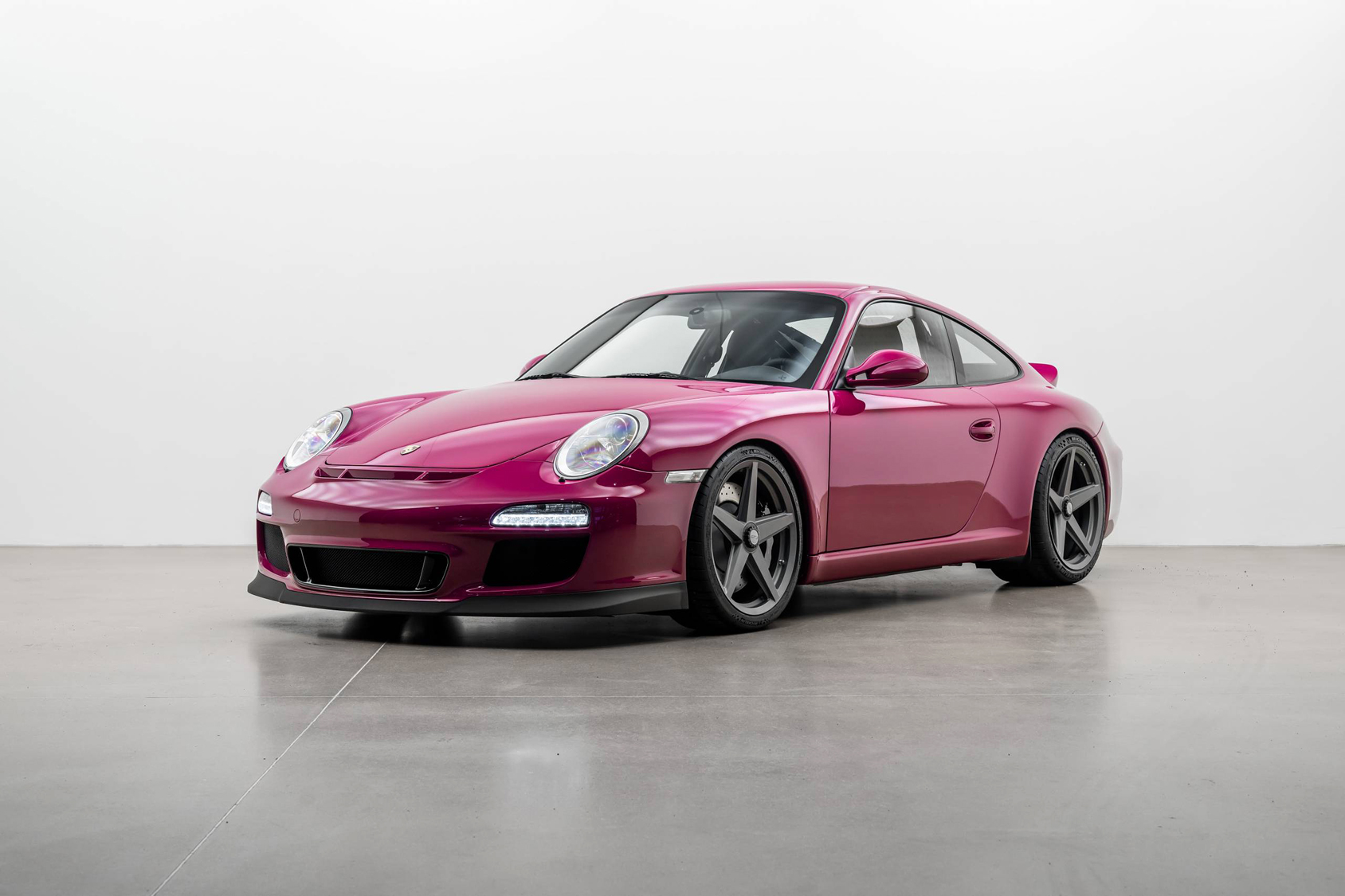 Herren |  | Pre-Owned & Vintage Cars | Sport Classic - Modified Porsche 911 GT3​ ***SOLD***