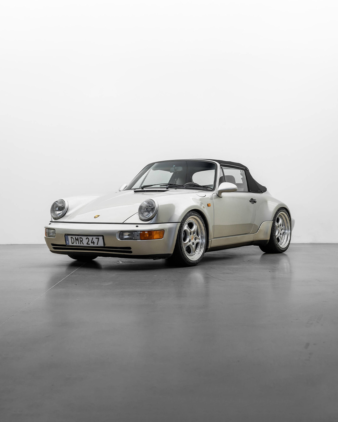 Vintage Cars in store: Porsche 911 Carrera WTL Cabriolet (1992)